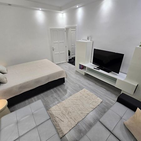 Martina Apartman Bekescsaba Zewnętrze zdjęcie